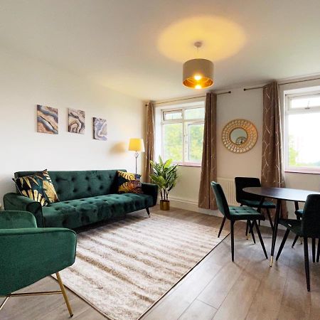 Sophie Place In Vauxhall - 3 Double Beds, 1 Sofa Bed, Spacious London Exterior photo
